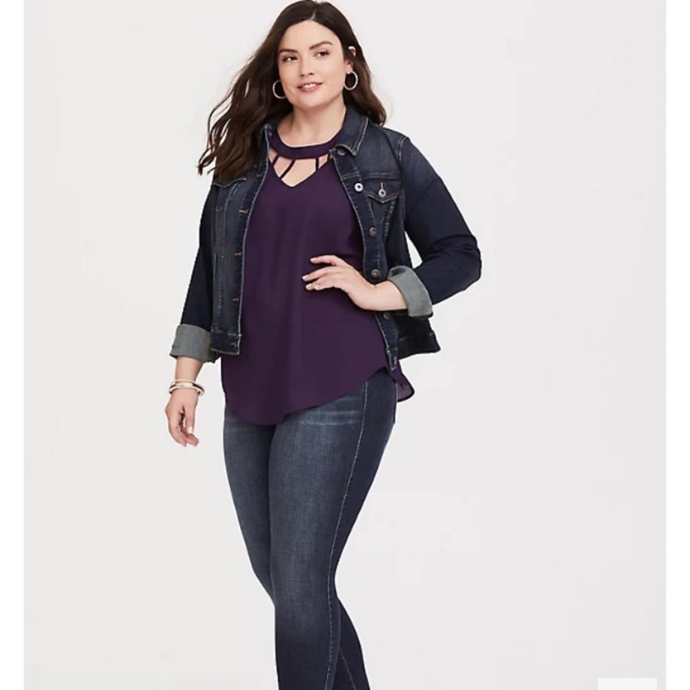Torrid PURPLE CAGE GEORGETTE BLOUSE size 0